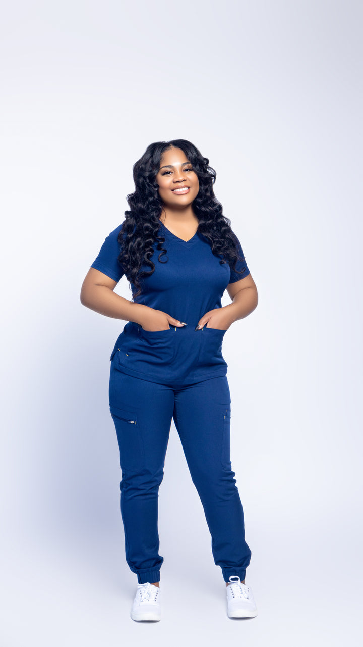 Love 4-Pocket Scrub Top